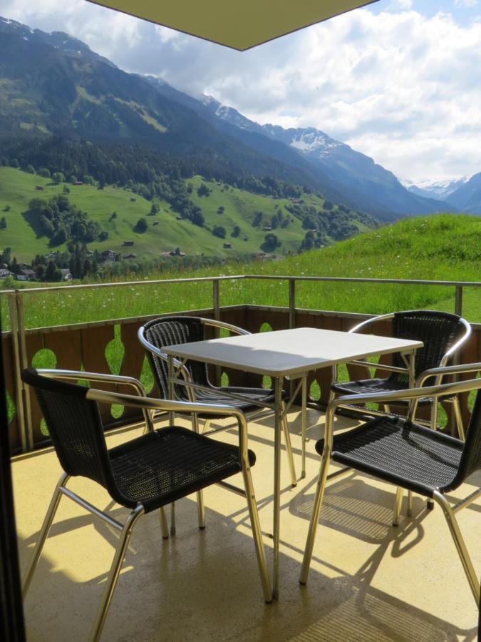 Appartement In Hus Signal Met Prachtig Uitzicht Op De Bergen Klosters Exteriér fotografie